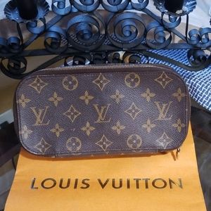 Authentic Louis Vuitton blush  cosmetic bag